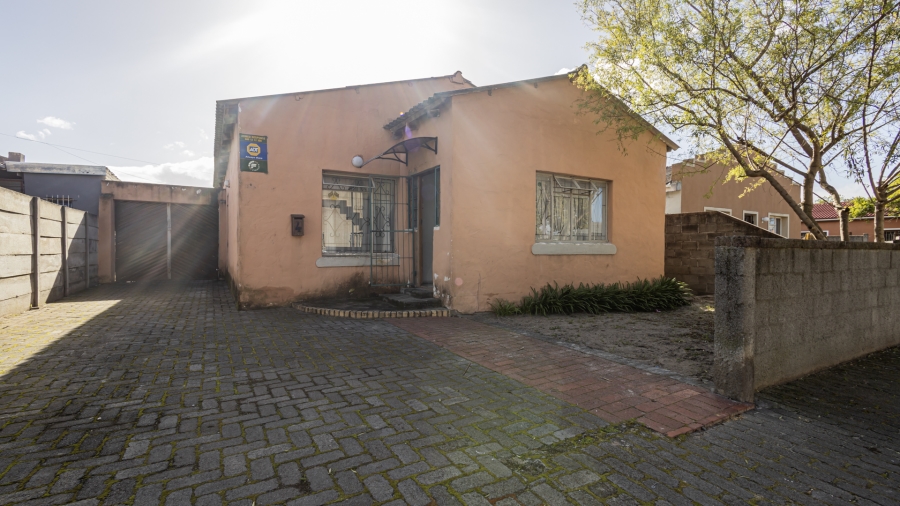 3 Bedroom Property for Sale in Rustdal Western Cape